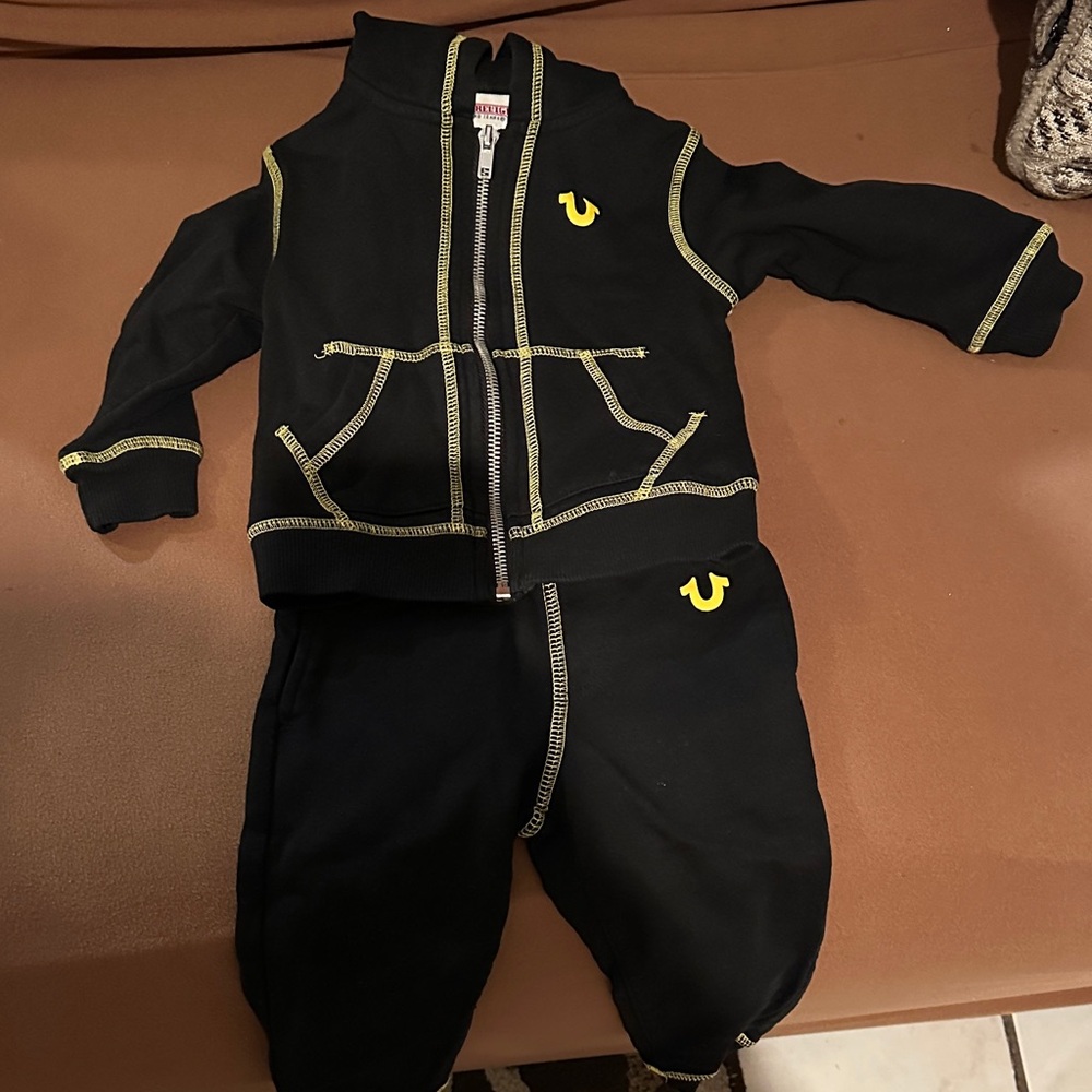 Kids clothes bundle size 18 months - Picture 3 of 16